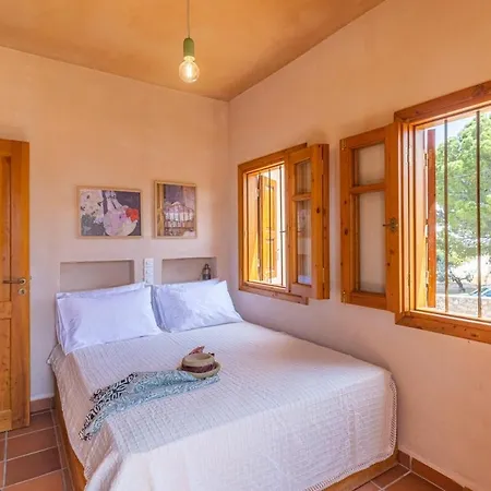 Terracotta Mediterranean Retreat Vakantiehuis Pefki